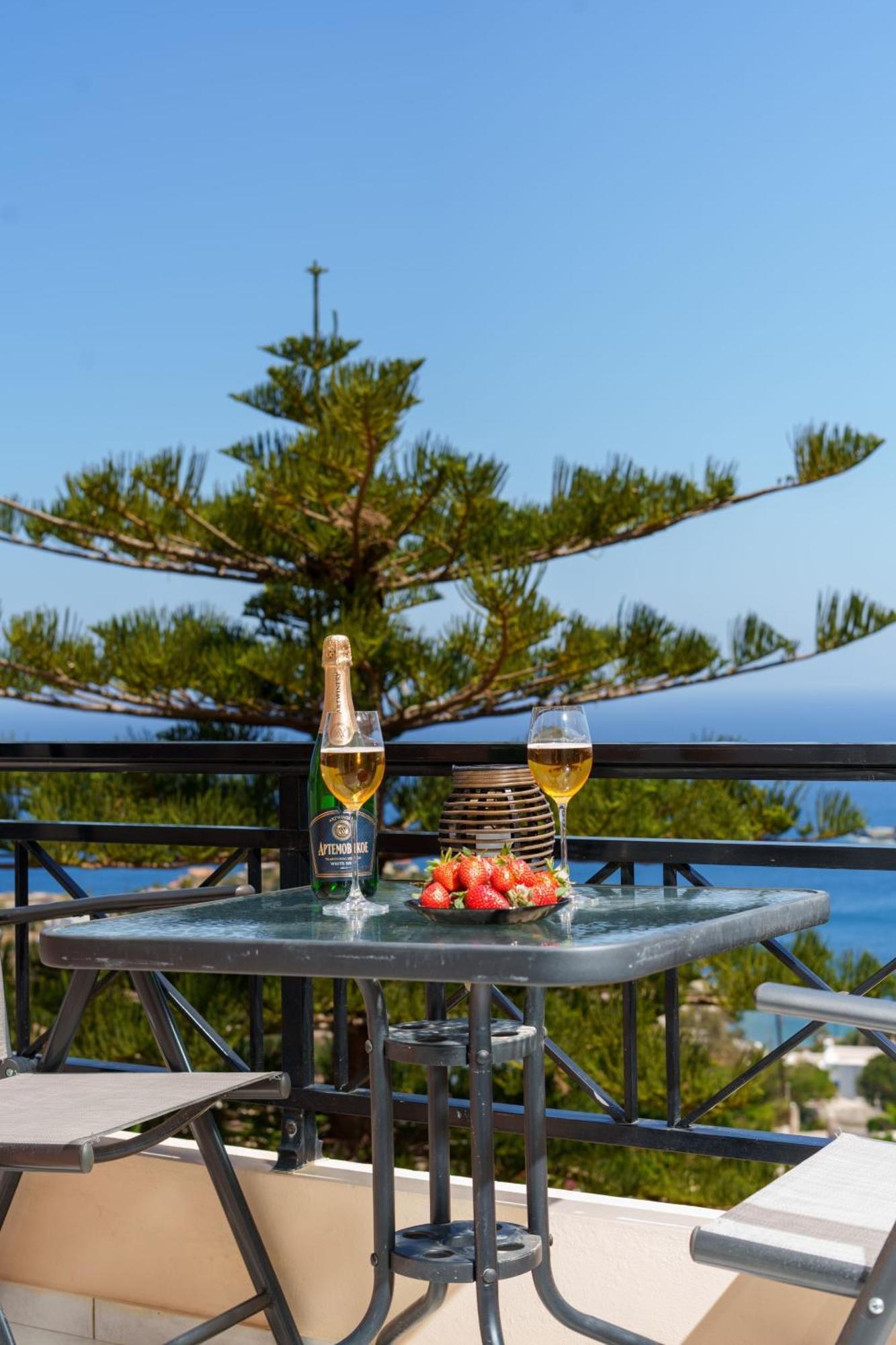 Fnk Apartments With Sea View Αγία Πελαγία  Εξωτερικό φωτογραφία